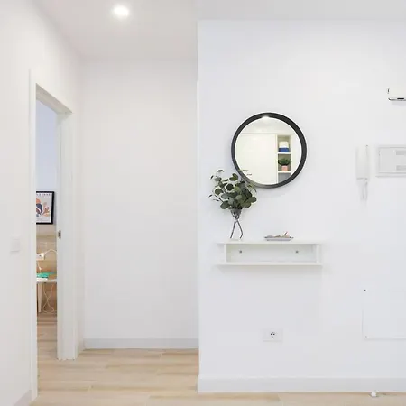 Apartment Home2book Stylish